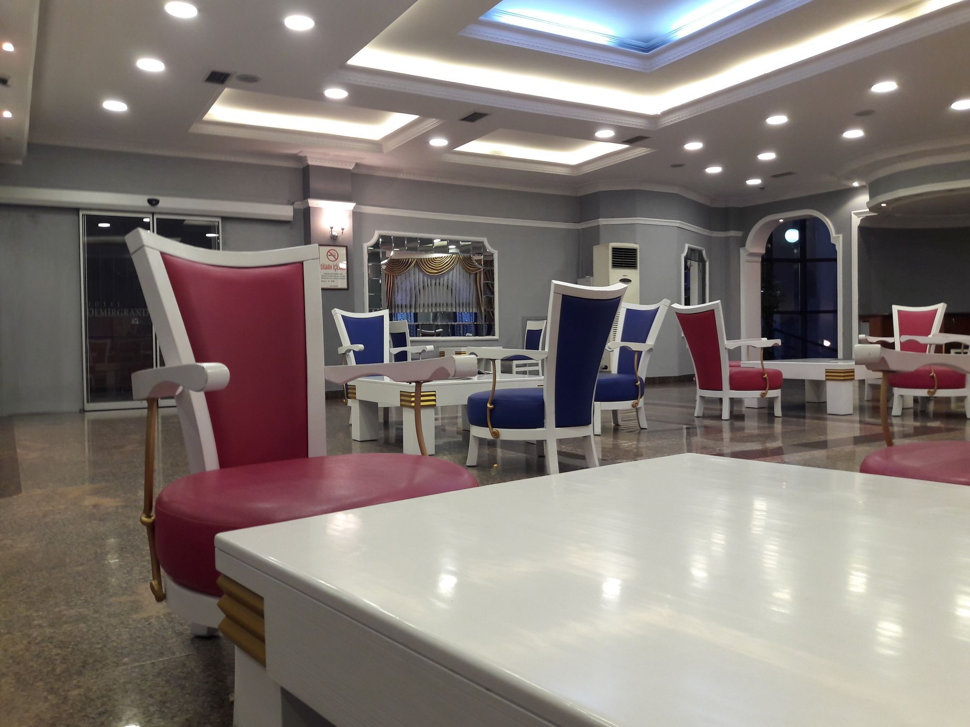 Demirgrand Hotel Trabzon Exterior foto
